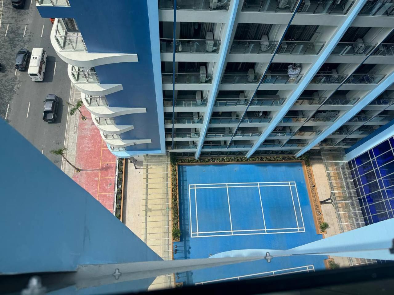 L Condotel Paranaque City Exterior foto
