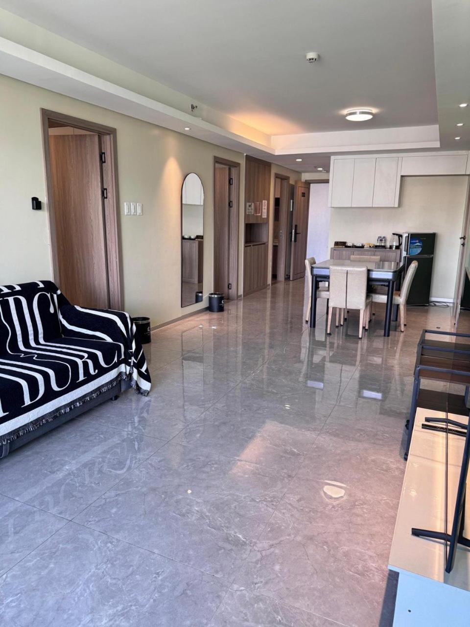 L Condotel Paranaque City Habitación foto