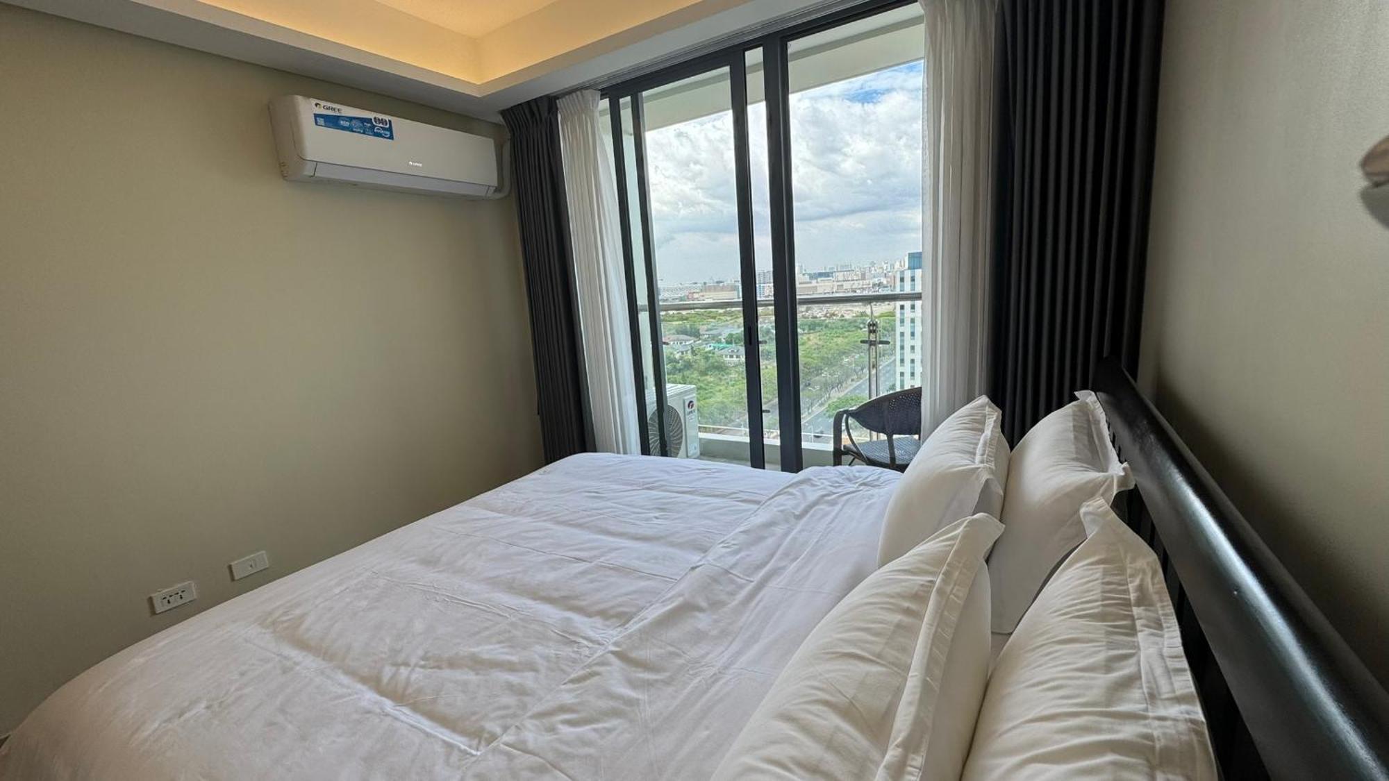 L Condotel Paranaque City Exterior foto